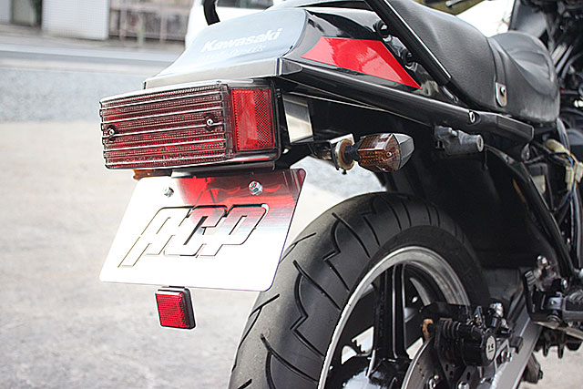 100％本物保証！ GPZ400F用 ステンレス製 フェンダーレスキット 新品