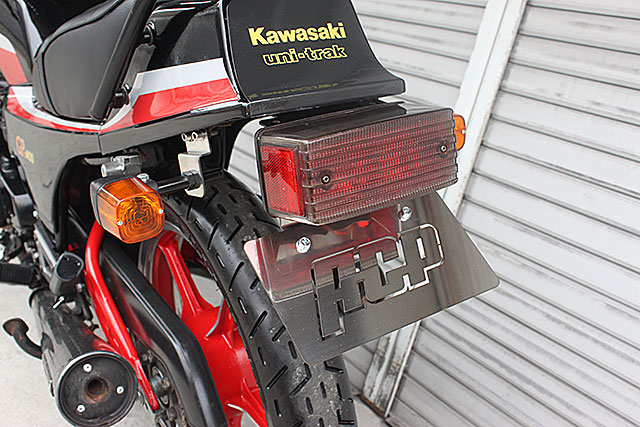 大割引 GPZ400Fリアフェンダー ienomat.com.br